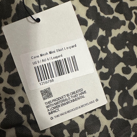 Princess Polly Mini Skirt NWT - Picture 4 of 4